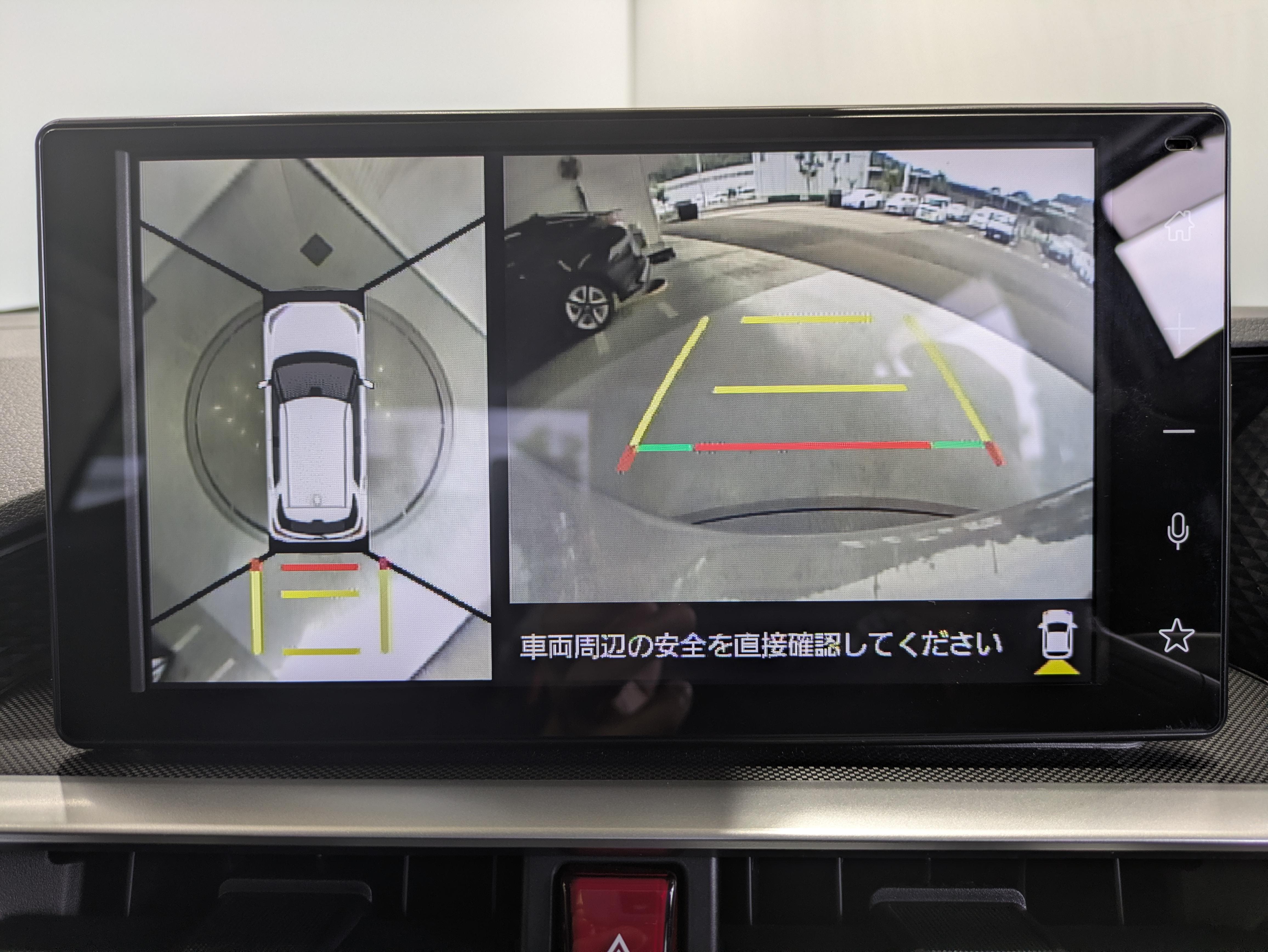 駐車が苦手な方にも安心なバックモニター付き